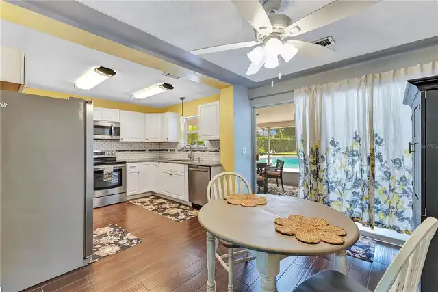 Listing Photo 8