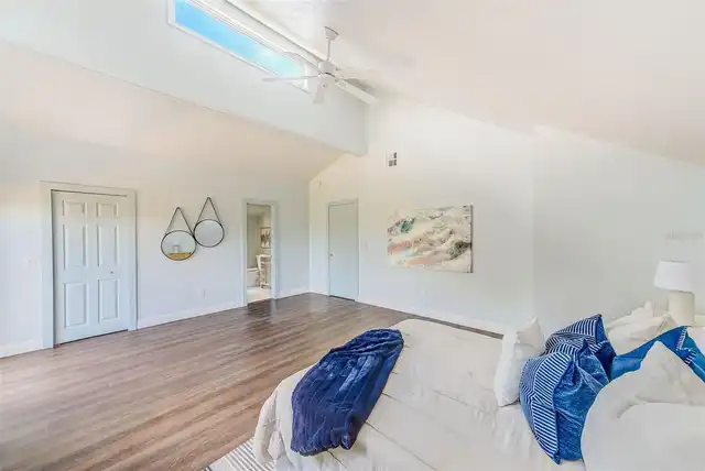 Listing Photo 28