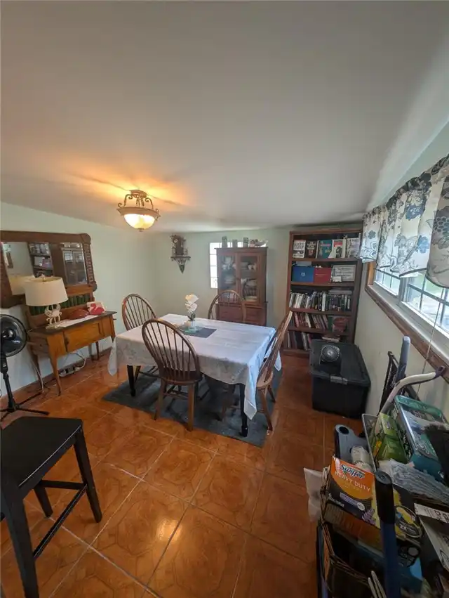 Listing Photo 6