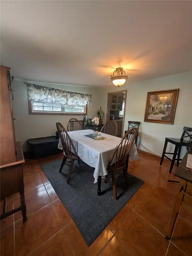 Listing Photo 7