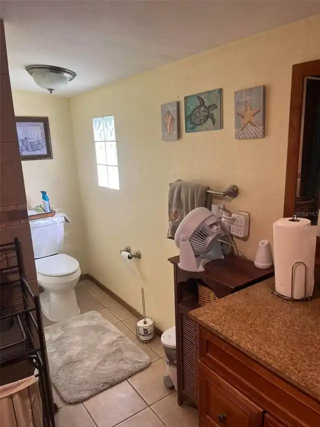 Listing Photo 11