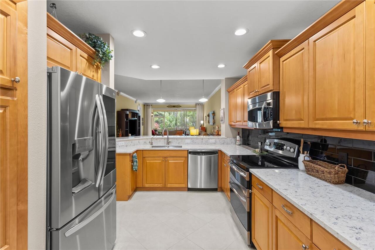 Listing Photo 11
