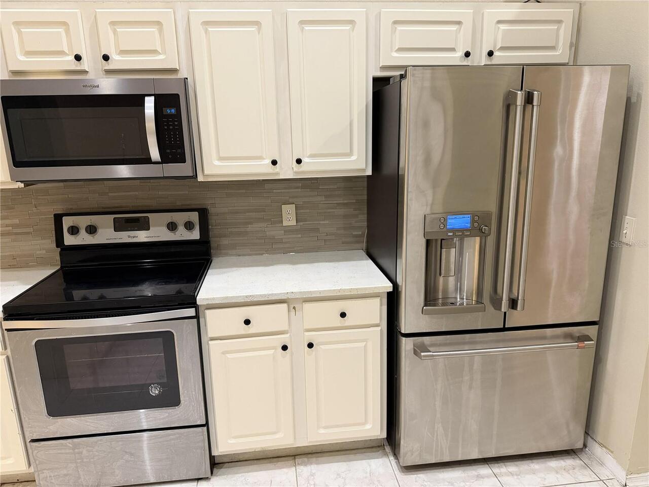 Listing Photo 11