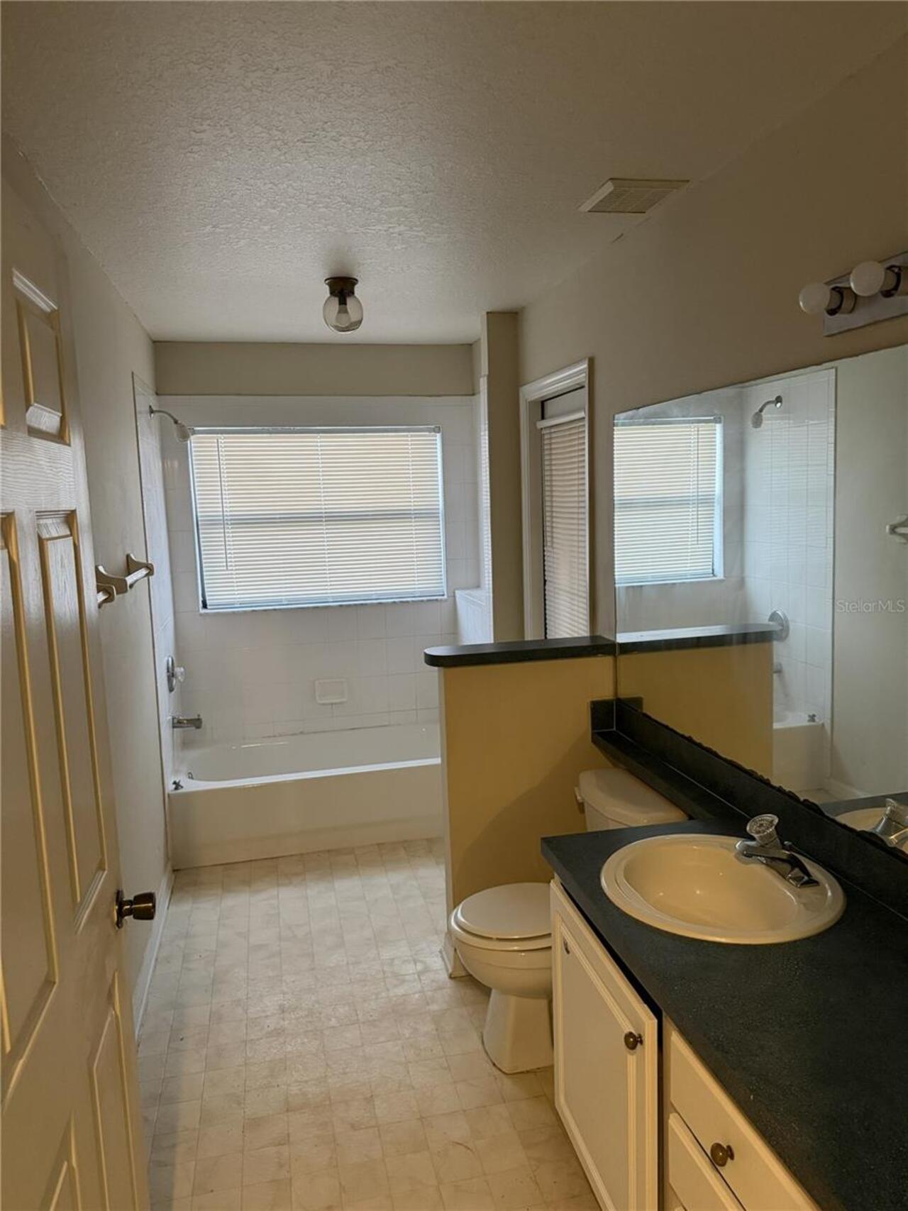 Listing Photo 24