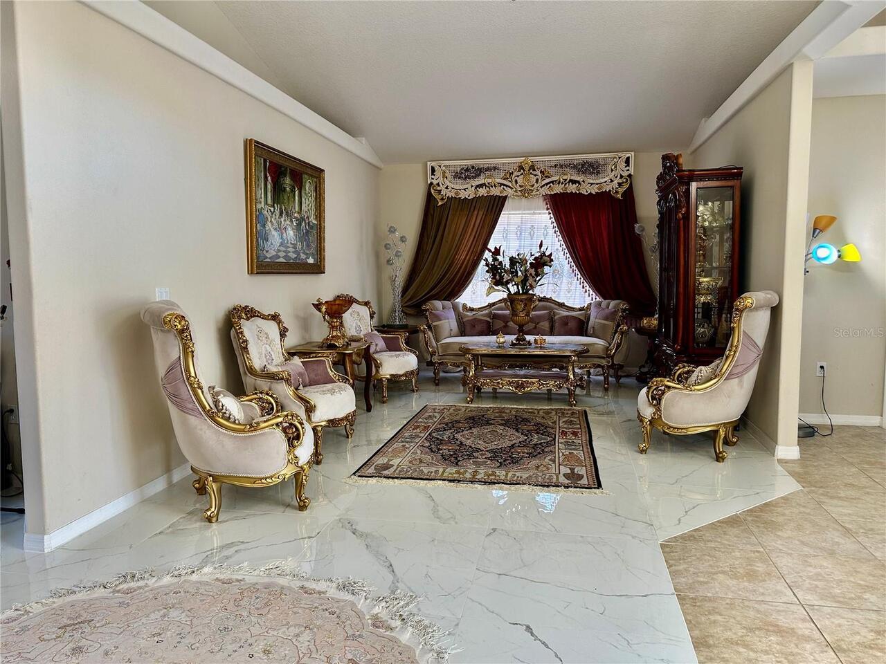 Listing Photo 6