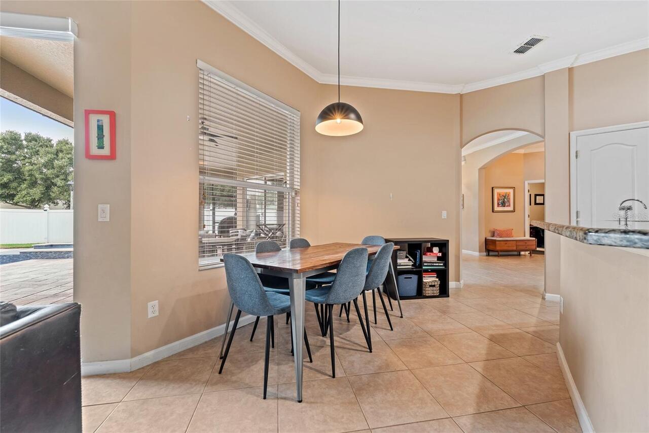 Listing Photo 10