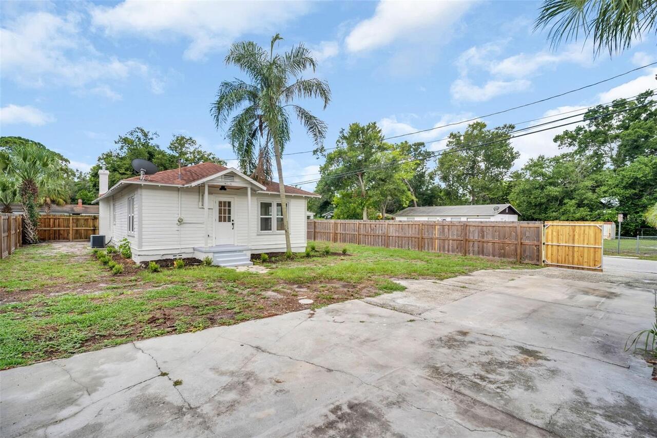 Listing Photo 7