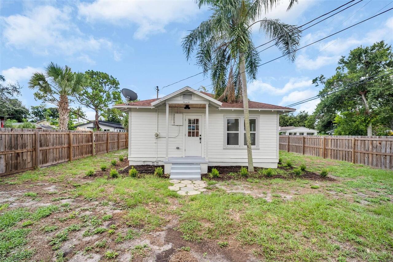 Listing Photo 9