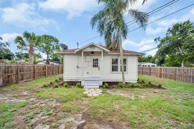 Listing Photo 9