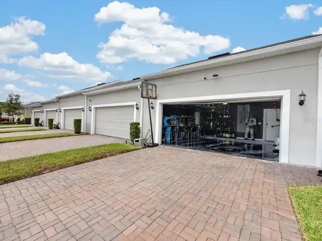 Listing Photo 35