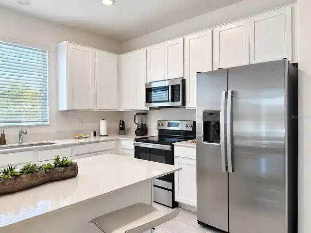 Listing Photo 11