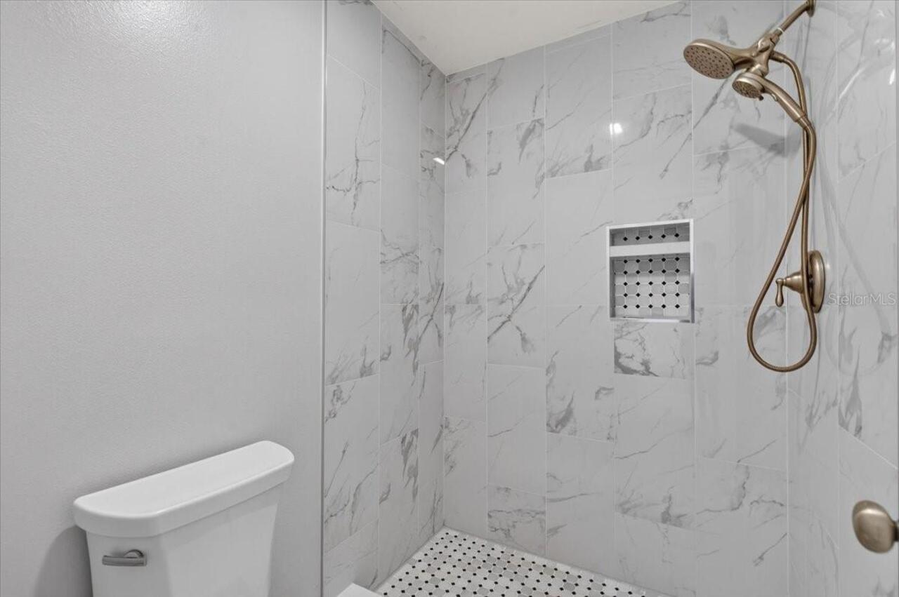 Listing Photo 33