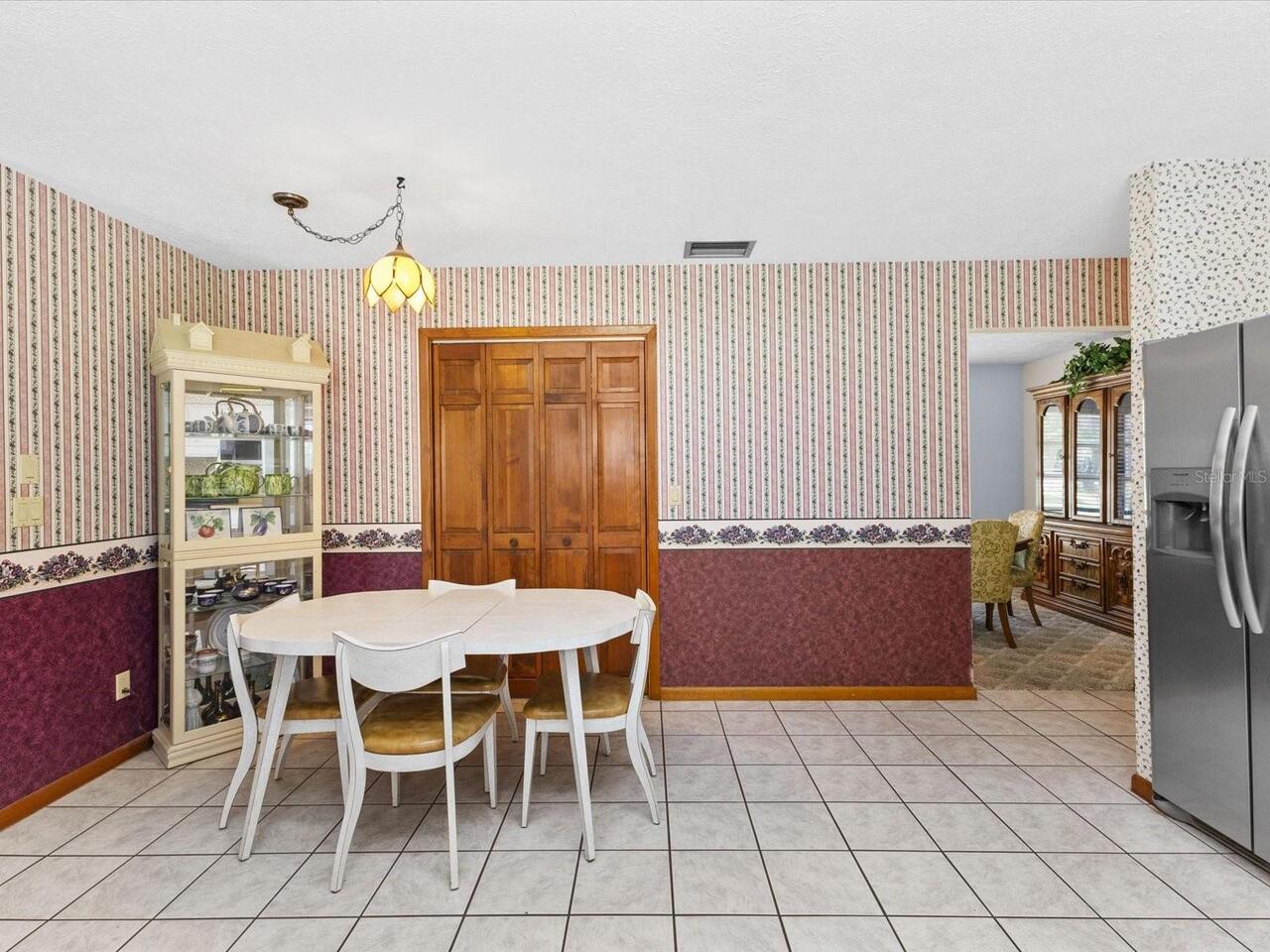Listing Photo 8