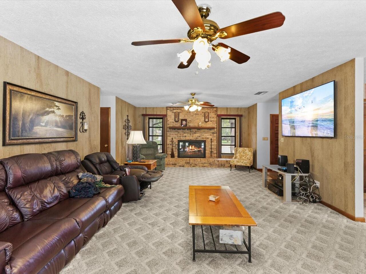 Listing Photo 15