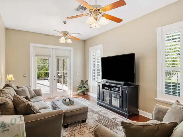 Listing Photo 19