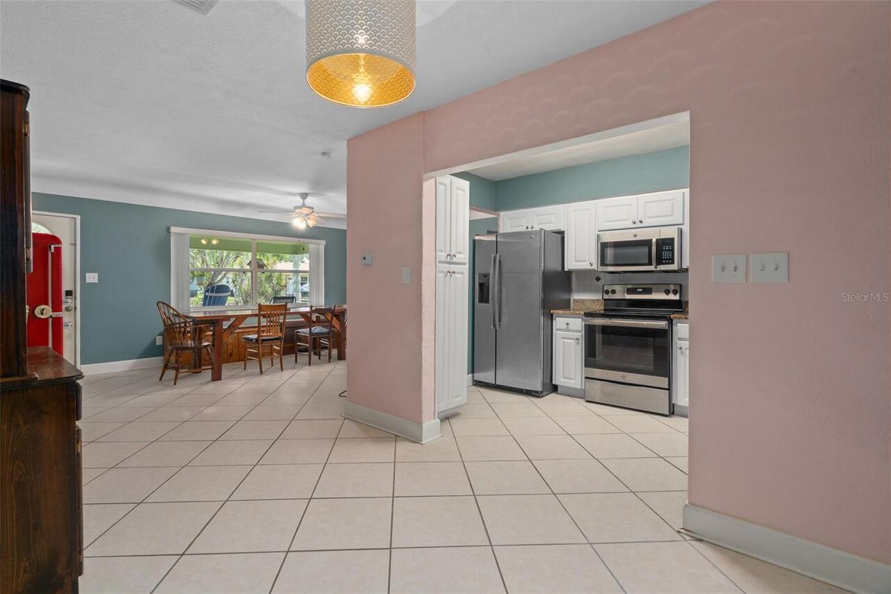 Listing Photo 9
