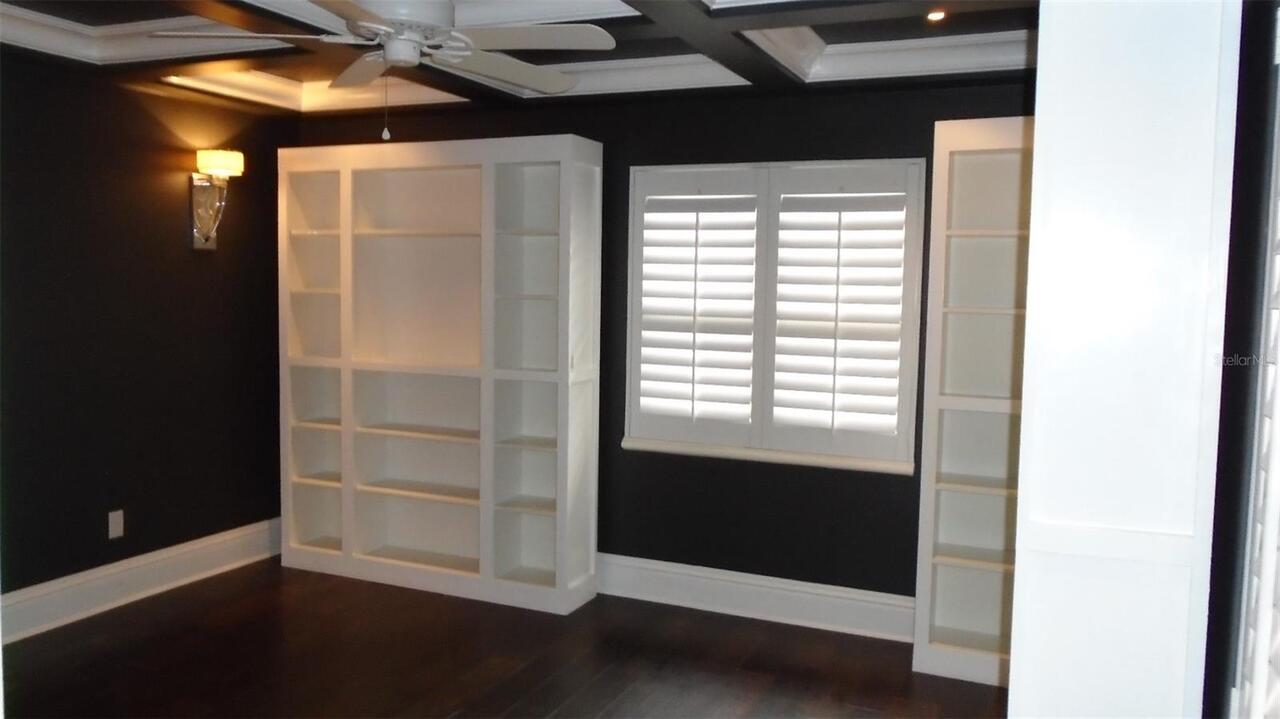 Listing Photo 12