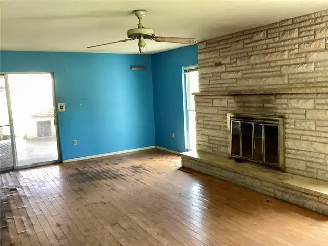Listing Photo 7