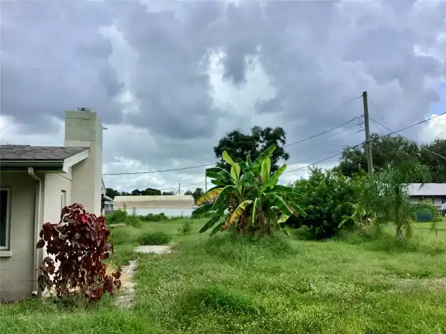 Listing Photo 17