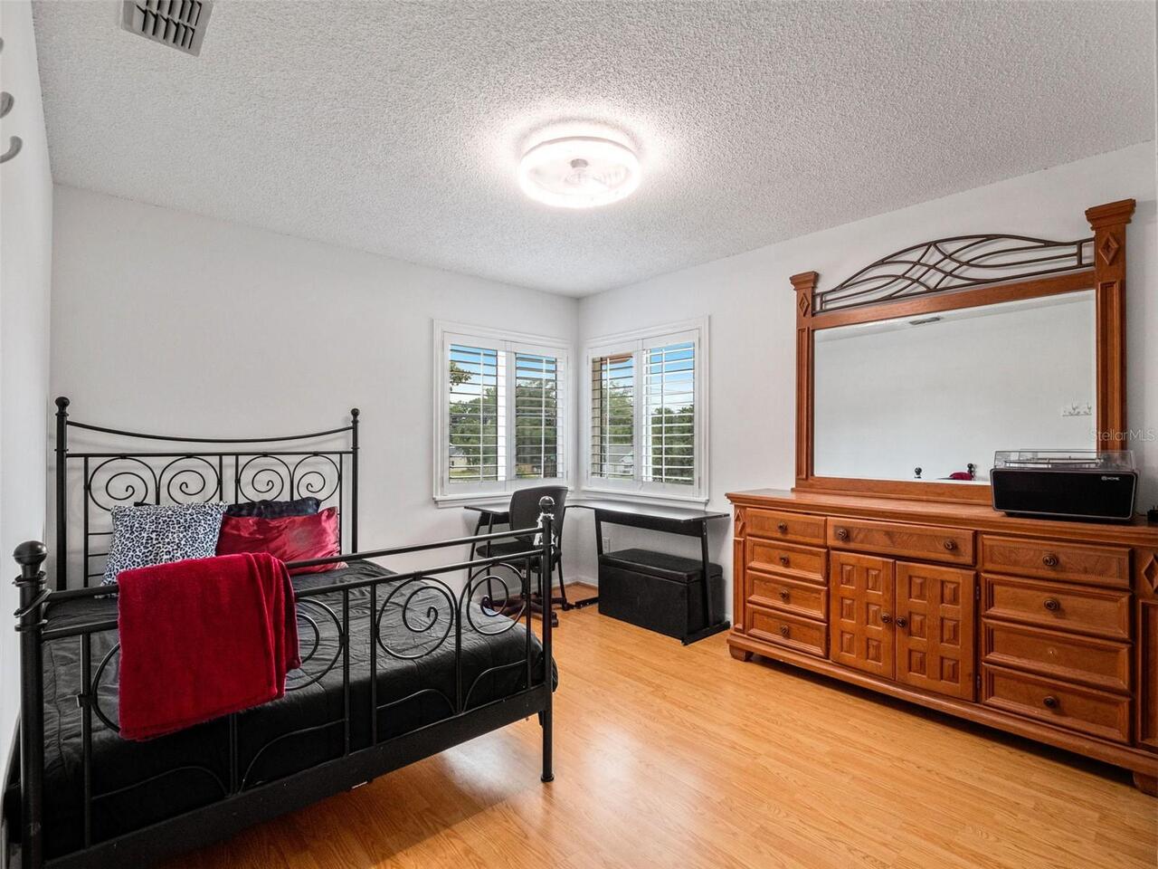 Listing Photo 33