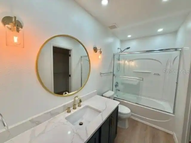 Listing Photo 14