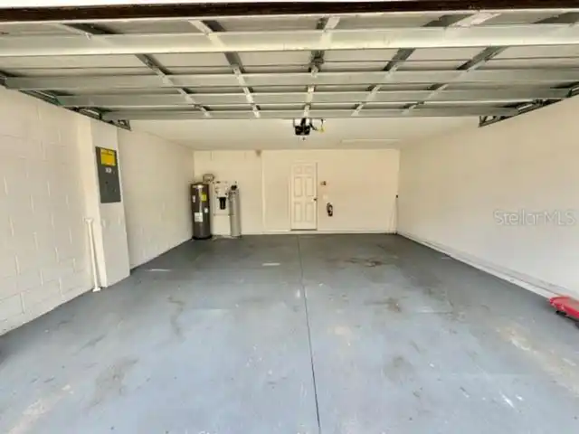 Listing Photo 16