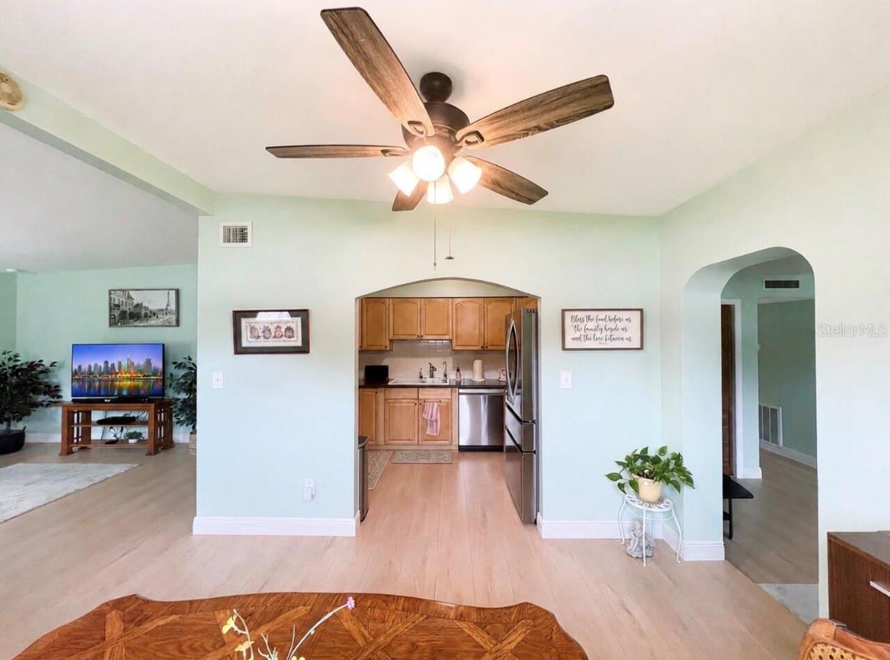 Listing Photo 6