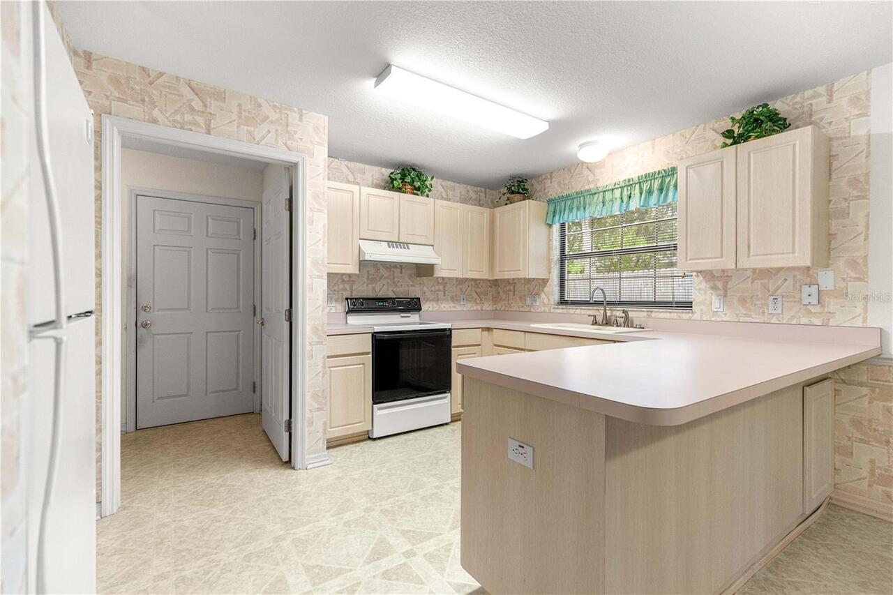 Listing Photo 15
