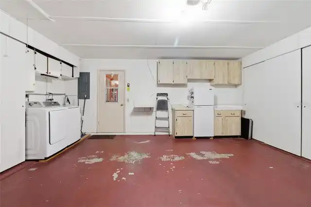 Listing Photo 20