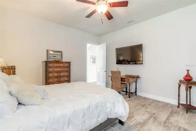 Listing Photo 32