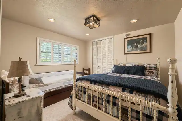 Listing Photo 43
