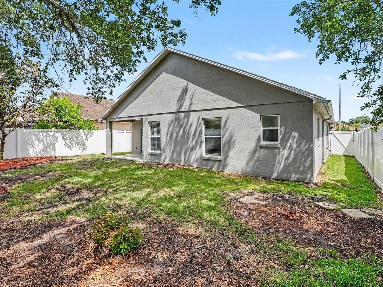 Listing Photo 17
