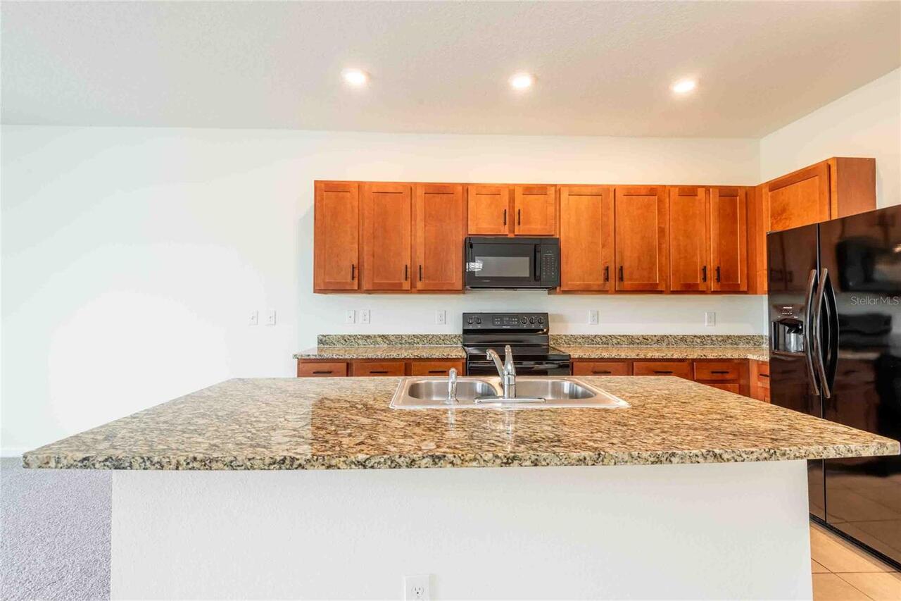 Listing Photo 14