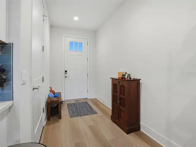 Listing Photo 7