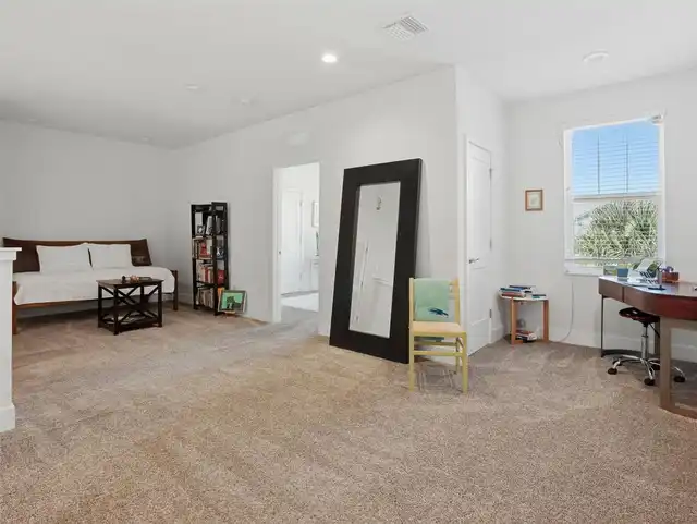 Listing Photo 23