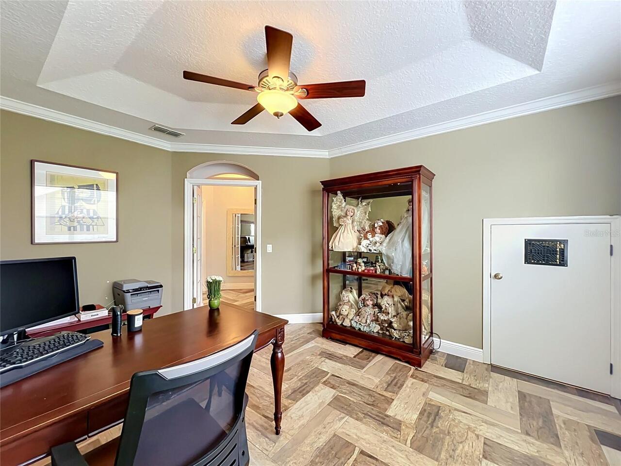 Listing Photo 14