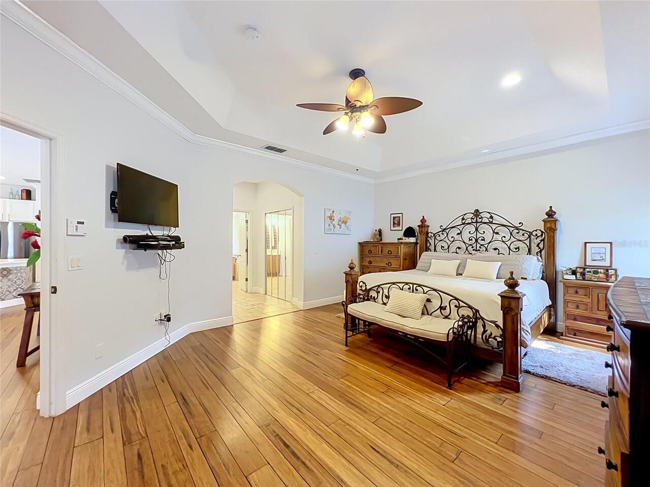 Listing Photo 38