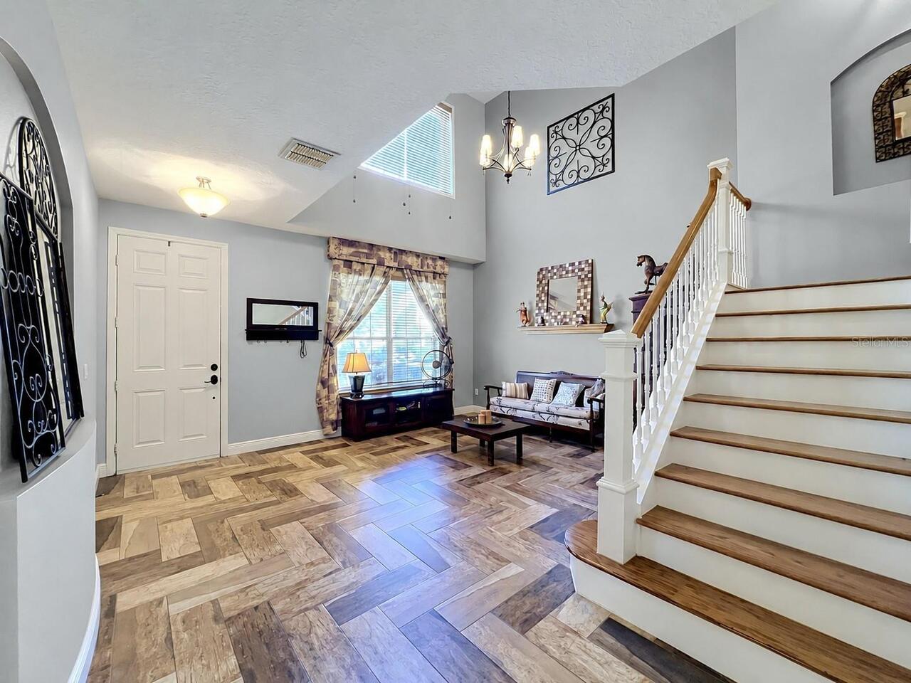 Listing Photo 8