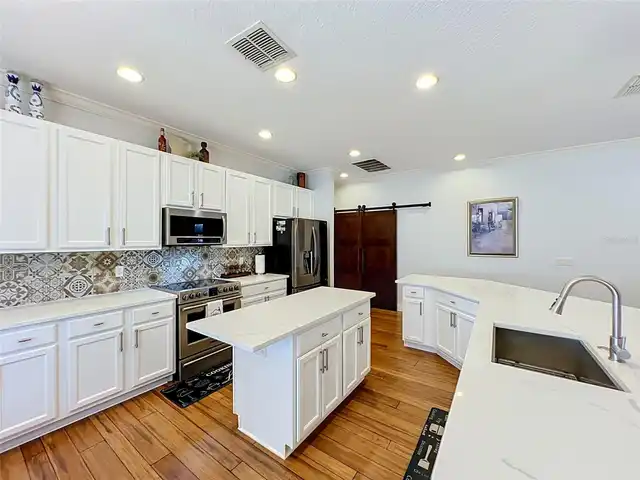 Listing Photo 19
