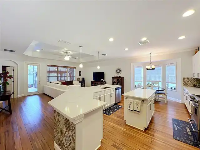 Listing Photo 23