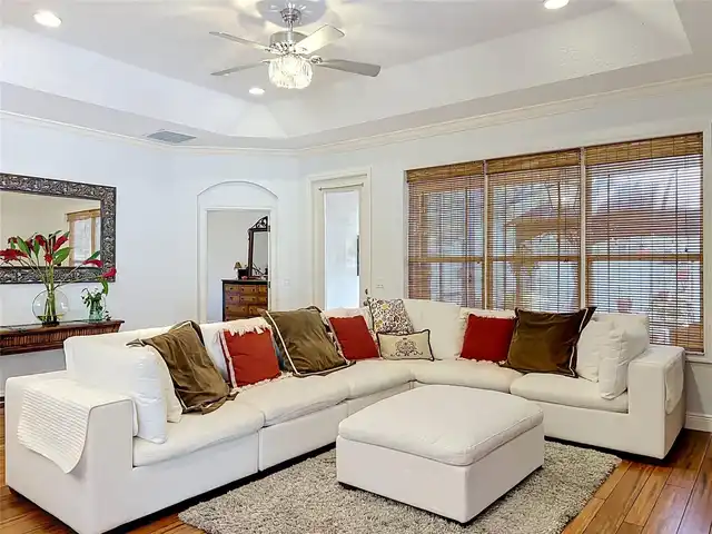 Listing Photo 32
