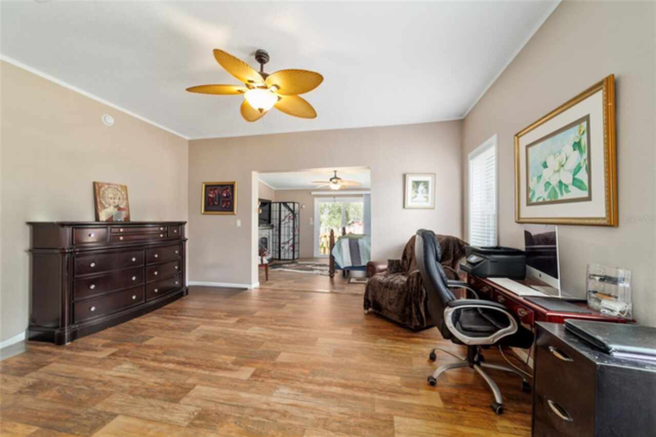 Listing Photo 27
