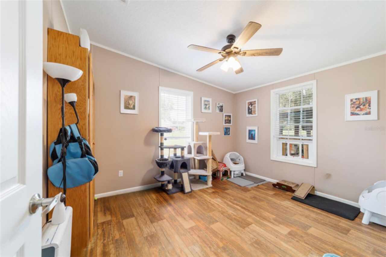 Listing Photo 34