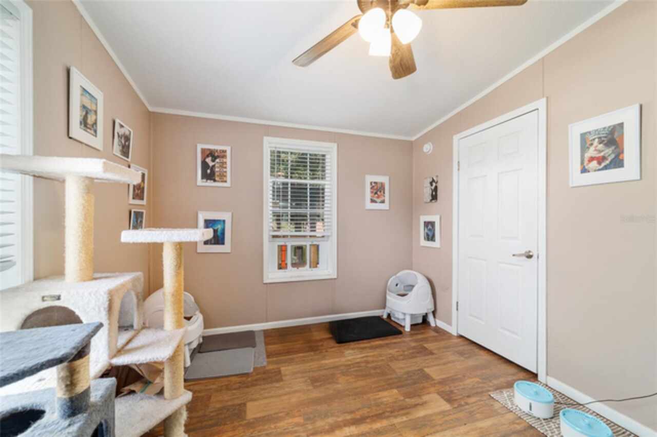 Listing Photo 35