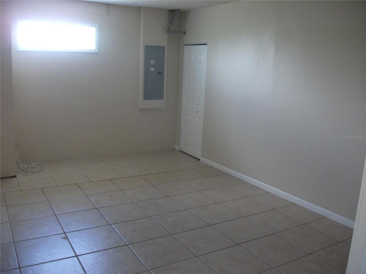 Listing Photo 12