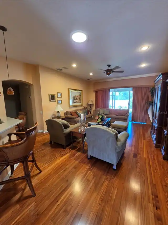 Listing Photo 21