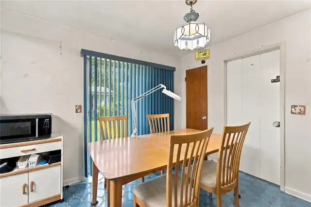 Listing Photo 10