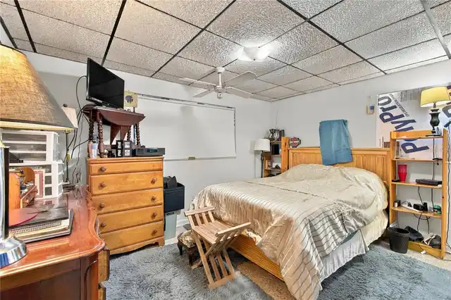 Listing Photo 11