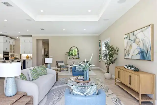 Listing Photo 12