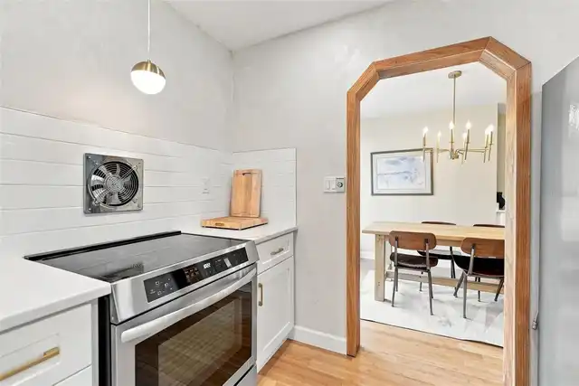 Listing Photo 25